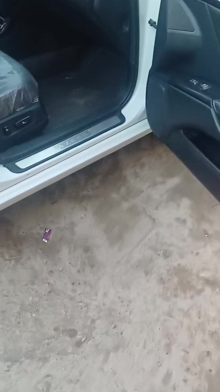 سلام عليكم ورحمة الله وبركاته  زيراء خليجي ٢٠٠٩
محرك ٣٣٠٠  جديد هو وتفرعاتها  حداديه  جديده سعر ١٢٠
سنويه ٢٠٣٠ رقم شمالي  بسمي  
 سياره فول


**إذا كنت صاحب هذا الإعلان وتريد حذفه لأي سبب، رجاءا أرسل رسالة إلى الدعم الفني**