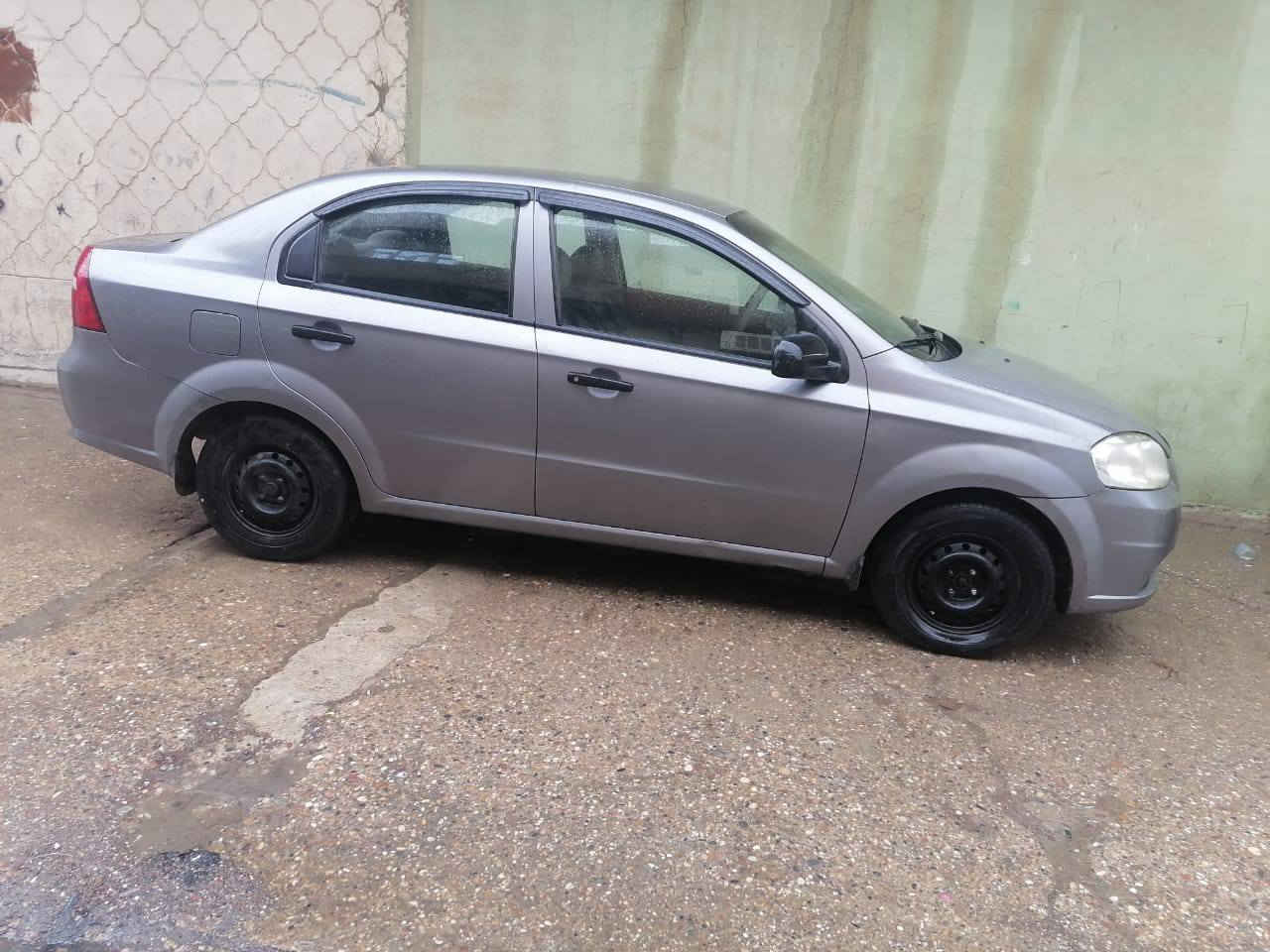 للبيع افيو موديل 9 رقم دهوك سنوي هزه ورقم جديد إلى 2030 بسمي اني الشرعي كابون بانزين بيها طخم  امامي خلفي جديد طخم تايرات جديد باتري جديد محرك كير شرط تبريد تدفئ شغال السعر 67 وبيها مجال الشراي يتصل على الرقم *********** كورك ***********مكاني موصل جانب الايسر
