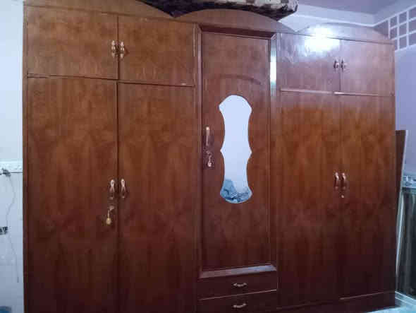 للبيع غرفه عراقيه مكانه القائم الغرفه على 450 المشتري يتصل ع رقم صاحبه ***********
