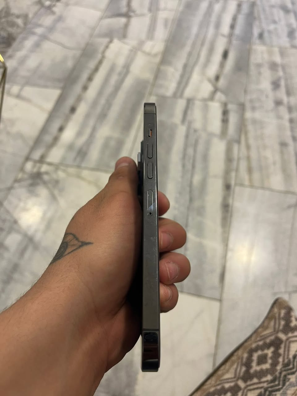 السلام عليكم ايفون 13  برو ماكس مراوس فقط حسب القناعه. ذاكرة 256 بطارية ٩٦ الجهاز نضافته٩٩


**إذا كنت صاحب هذا الإعلان وتريد حذفه لأي سبب، رجاءا أرسل رسالة إلى الدعم الفني**