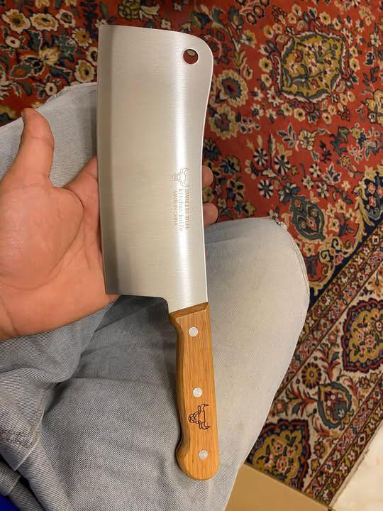 طبر ستيل اصلي حجمه تسعة يده خشب طبيعي سعر ١٠ الف متوفر توصيل


**إذا كنت صاحب هذا الإعلان وتريد حذفه لأي سبب، رجاءا أرسل رسالة إلى الدعم الفني**
