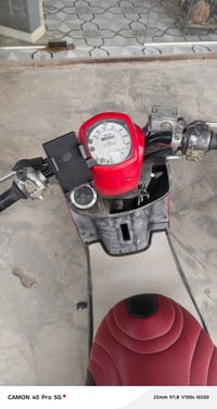 دراجة بوليس للبيع أو مراوس كابريتر نظيفة محرك ممفتوح للأستفسار 0771168...