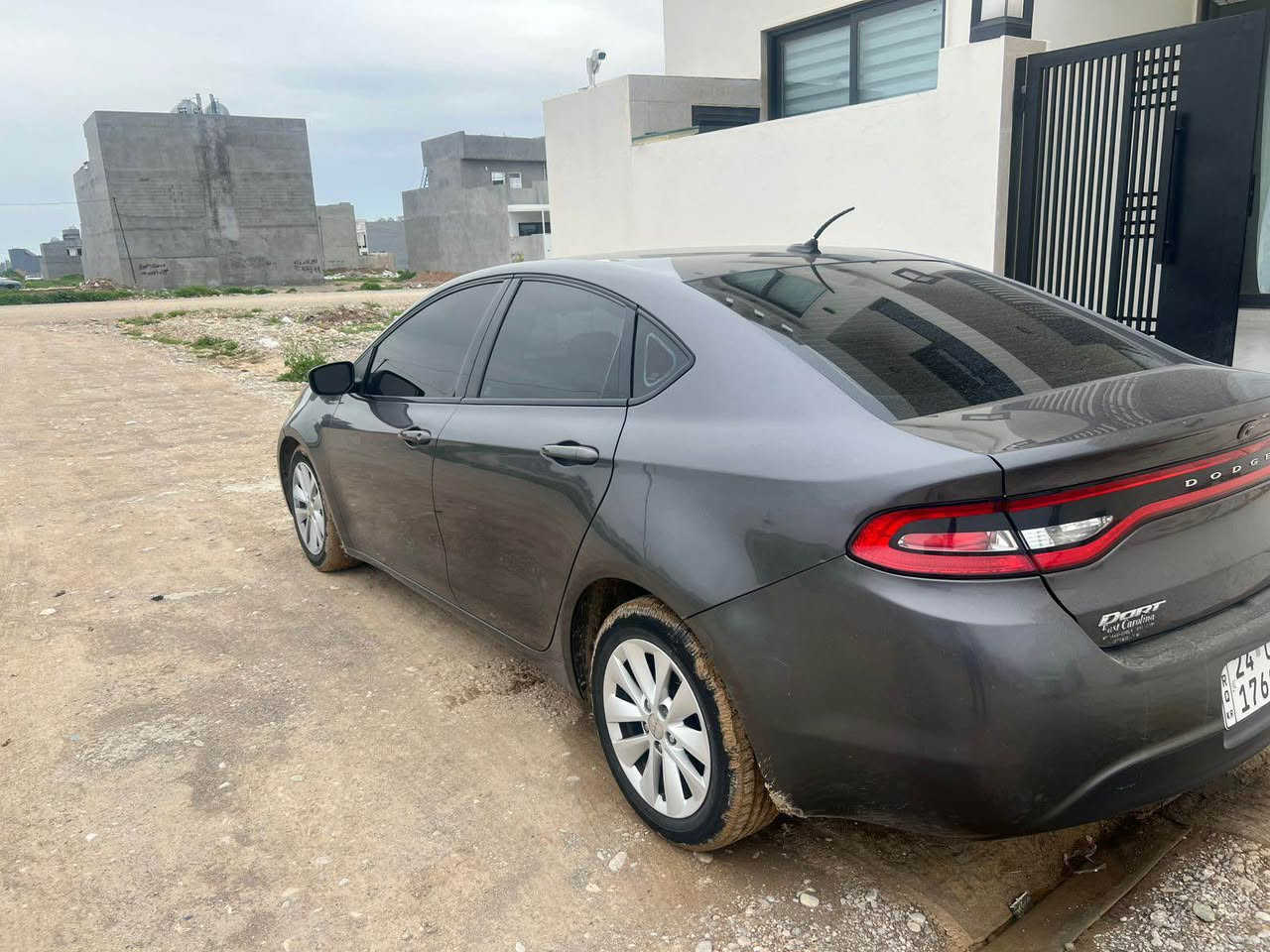 دۆج دارت ٢٠١٦ 
مەکینە گەورە ٢٤ 
گێر مەکینە کارەبایات بەناوکردن بە شەرت
٣ پارچەی پێشی سبوخە   ئێرباگ سیستەم
.
سعر ٩٠ $ وەرەقە و معامەلە
.
*********** أربيل, العراق
