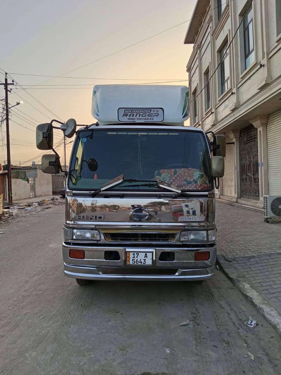 سلام وعليكم 
البيع هينو انكر 
سته وربع سياره مطوله 
تخم تاير 
كبات اصلية 
بدي قطعتين 
حداديه خير من الله
تبريد خير من الله
مكينه 80عادي
فقط تبخير بدون تنقيص
ما بيه اي نقص 
رقم انكليزي دولي
باسمي سياره
شرط تحويل 
عنواني البصرة
سعر 210$وبيه مجال 
***********
