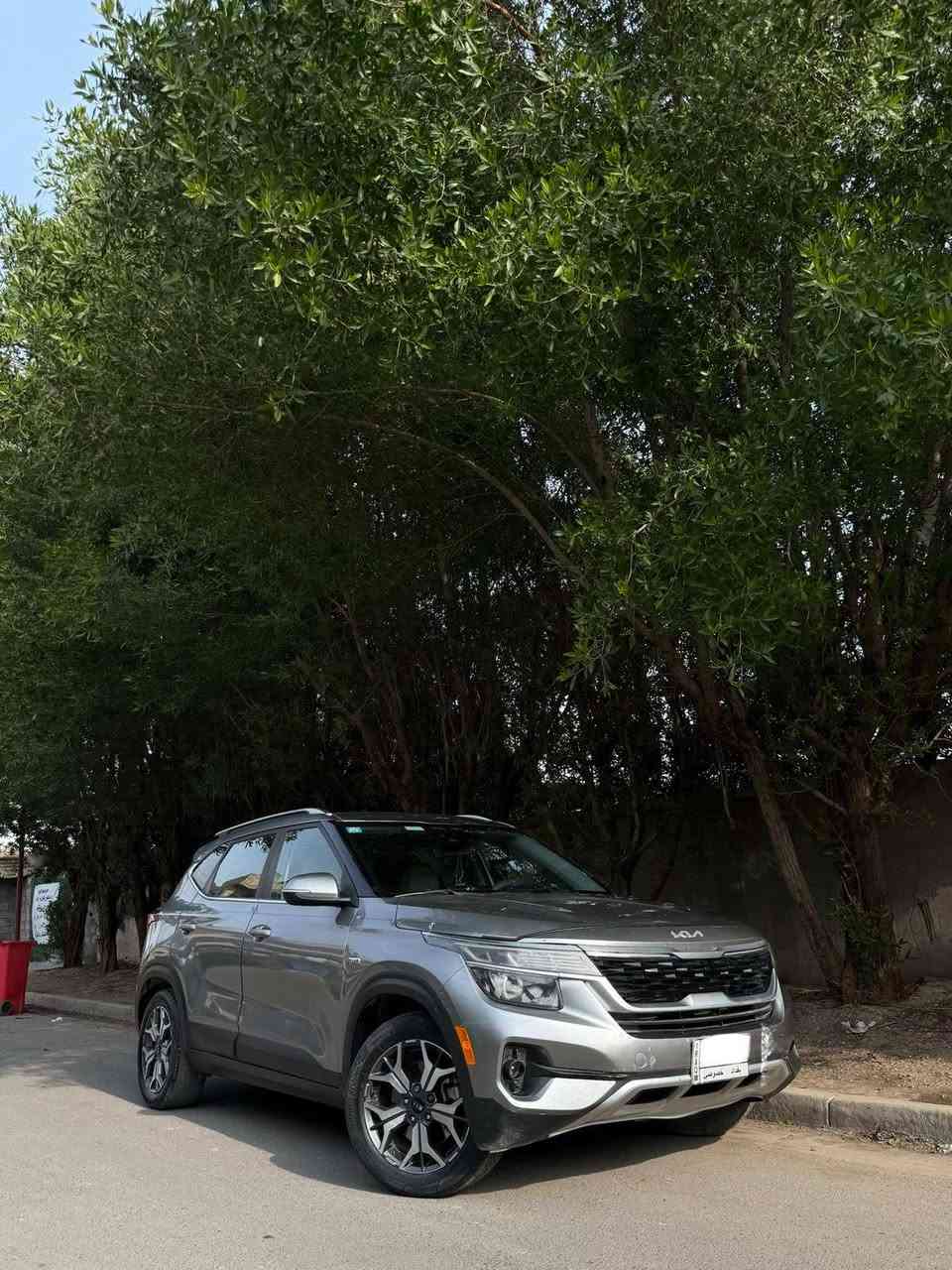 السلام عليكم
كيا سلتوس موديل 2021 
وارد امريكي لون سلفر🩶
مكينه 2000 دوش🔥
تبريد ثلج❄️
فول مواصفات:
•فتحه سقف 
•رادارات امامي خلفي
•كامره خلفيه HD
•تحكمات ستيرن 
•كشن كهرباء 
•تدفئه المقاعد الاماميه
•بصمه 
•تشغيل عن بعد 
•سستم صوت بلادي
•فور ويل
•ثلاث انظمه قياده 
•قياده ذاتيه
•كروس سرعه
•مري كهرباء
______________
سياره كلش حلوه وجاهزه حادثه خشم البنيد فقط بدون دواخل
صور الحادث مرفقه بالمنشور
مكان السياره بغداد الشعب
سعر مناسب 
***********
***********
