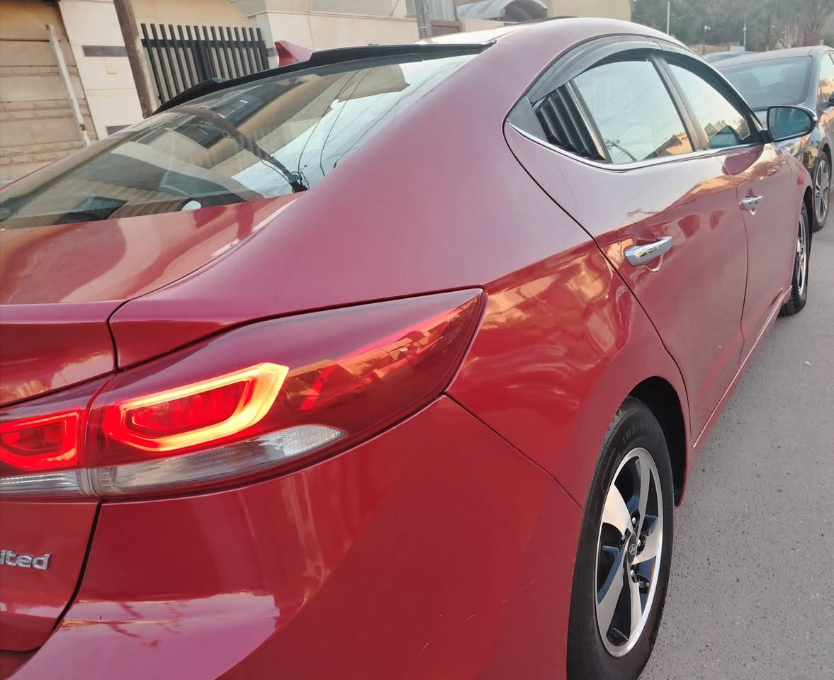 النتره ٢٠١٧ ليميتد فول باب اول  سياره جاهزه كامله جديده نضيفه جدآ داخل خارج جديده بدون تبديل ليبل واحد بدون دواخل شواصي لغود سليمه صور الحادث مرفقه بالمشتور سياره جديده يدون اي نقص
مكينه ٢٠٠٠ دوش كير ايتي  رقم بغداد ساكن بغداد
سلايت طكتين
بصمة تشغيل وابواب وجنطه
كشات جلد
كشن كهرباء وخزن
اناره ترحيب ابواب
تبويد بيانو منفصل
شاشه كار بلي وشاشه عرض عطلات ووتحكمات
ليد امامي ليد خلفي
مصاطر نيكل اصلي ابواب
كاميرا خلفيه اضافه مزوده بكاميرات داخل السياره ومن الامام تصوير واضح 
سماعات انفينتي دمام امامي دمام خلفي
السعر ١٢٢ ساكن بغداد للاتصال
***********
