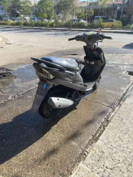 سلام عليكم
ماكس عدله للبيع كفاله عامه مكينه49بلاديه مامفتوحه

دراجه كله ختم واحد95 شلعه معدل شك الكاع 

لانضوح ولا تبخير كهربائيات كله شغاله 

سعر 1.150وبيهه مجال وترهم مراوس حسب القناعه مكاني شهداء البياع ***********
