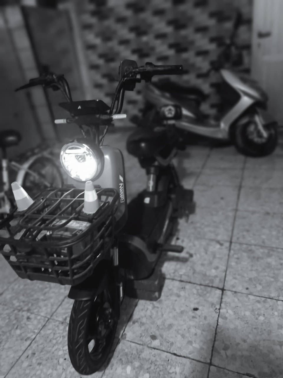 السلام عليكم دراجه نوع الريان دراجه ٤ بطاريات كبار بيه نضام ال بارك. دراجه سرعته ٤٥ درجه خير من الله جديده تخبل شخط مابيه ماصارلي هواي من نزلته وعليه ترتيبات حلوه سبايدر شغال الشحن مالته يطول هواي اشاير لايت عالي ناصي
بغداد الشعب
السعر ٣٥٠ وبيه مجال قليل
*********** خابرني واتساب أو ماسنجر خطي معلق
