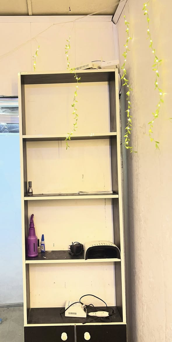 السعر ١٠٠ الف
مكاني الدورة/شارع الصحة


**إذا كنت صاحب هذا الإعلان وتريد حذفه لأي سبب، رجاءا أرسل رسالة إلى الدعم الفني**