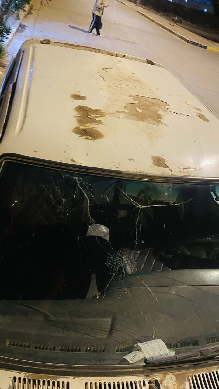 السلام عليكم بيكم تيوتا موديل 89 رقم بغداد صدامي تحويل ثاني يوم بس انتباه ⚠️⚠️ السنويه والبليتات ضايعات  بيهن بلاغ وعندي واجهه سنويه راعيه يريد تحويل محرك ثري وأي كير اوتماتيك شرط لاتنقيص ولا تبخير صدرها نص عمر التأيرات نص عمر كهربائيات كلها شغاله لايت سكن إشاره فقط دبل إشاره ماتشتغل راعيه يمي تريد تروحله تريد تخابره بكيفك السعر 25قفل بدون عمله 
العنوان: واسط ناحيه تاج الدين الحفريه 
الرقم اسيا:***********
اثير:***********
