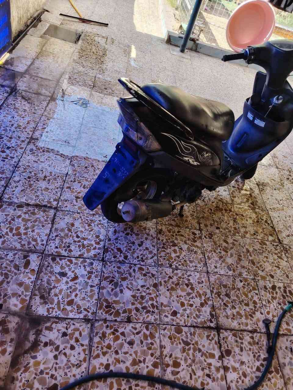 السلام عليكم دراجه للبيع و400 وبيها مجال *********** بس واتساب
