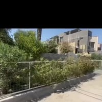 دار الحمر • ٣٧٥م • للبيع