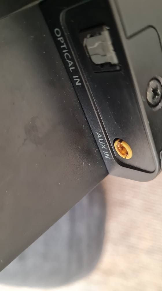 ساوند باڕ سامسۆنگ. دەنگێکی سینەمایی و ستێریۆی زۆر بەرز و تایبەت. سەبوفەر وایەرلیس. ٣٠٠ وات . 
نرخی /130$ 
شوێن/سلێمانی. السليمانية, العراق


**إذا كنت صاحب هذا الإعلان وتريد حذفه لأي سبب، رجاءا أرسل رسالة إلى الدعم الفني**