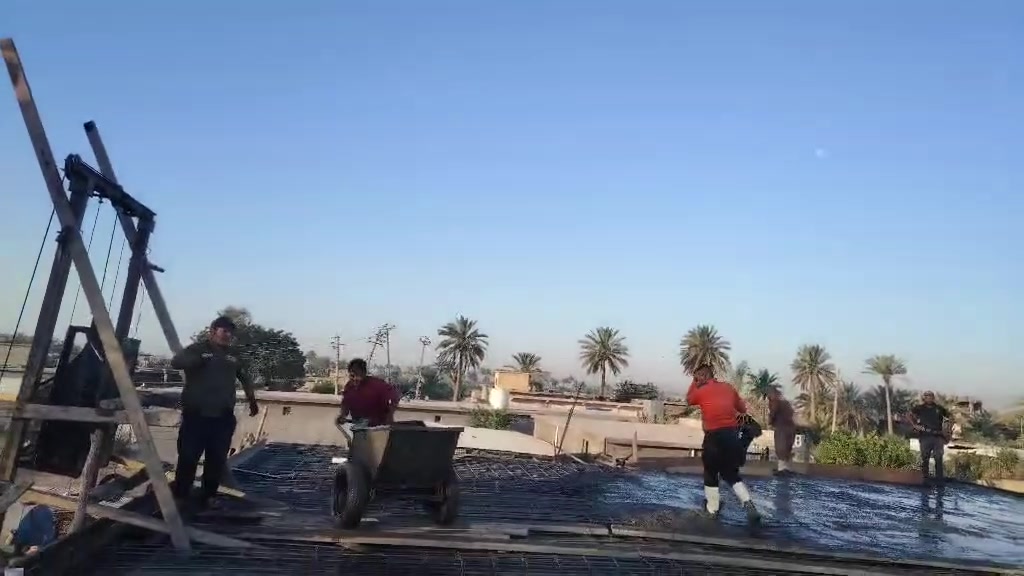 سلام عليكم ورحمه
يوجد كادر صب سقف وارضيات واستاسات

وحدل ارضيات وتنضيف 

وتصفيط وتسليح وصب أساسات 

ونجار وتسليح وصب 

***********
