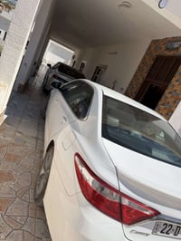 كامري 2015 كلين بدون صبغ   ماشيه 96 الف ميل   جديده محرك كير صدر   تاي...
