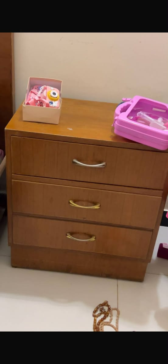 غرفة نوم للبيع مكان بغداد حي الجامعة سعر 250بيها مجال 🎀 ملاحظة اني مندوبة شعندك  غرفة نوم للبيع او غراض منزلية دزلي خاص ابيعهن الك بعمولة بسيطة بعد البيع اخذ


**إذا كنت صاحب هذا الإعلان وتريد حذفه لأي سبب، رجاءا أرسل رسالة إلى الدعم الفني**