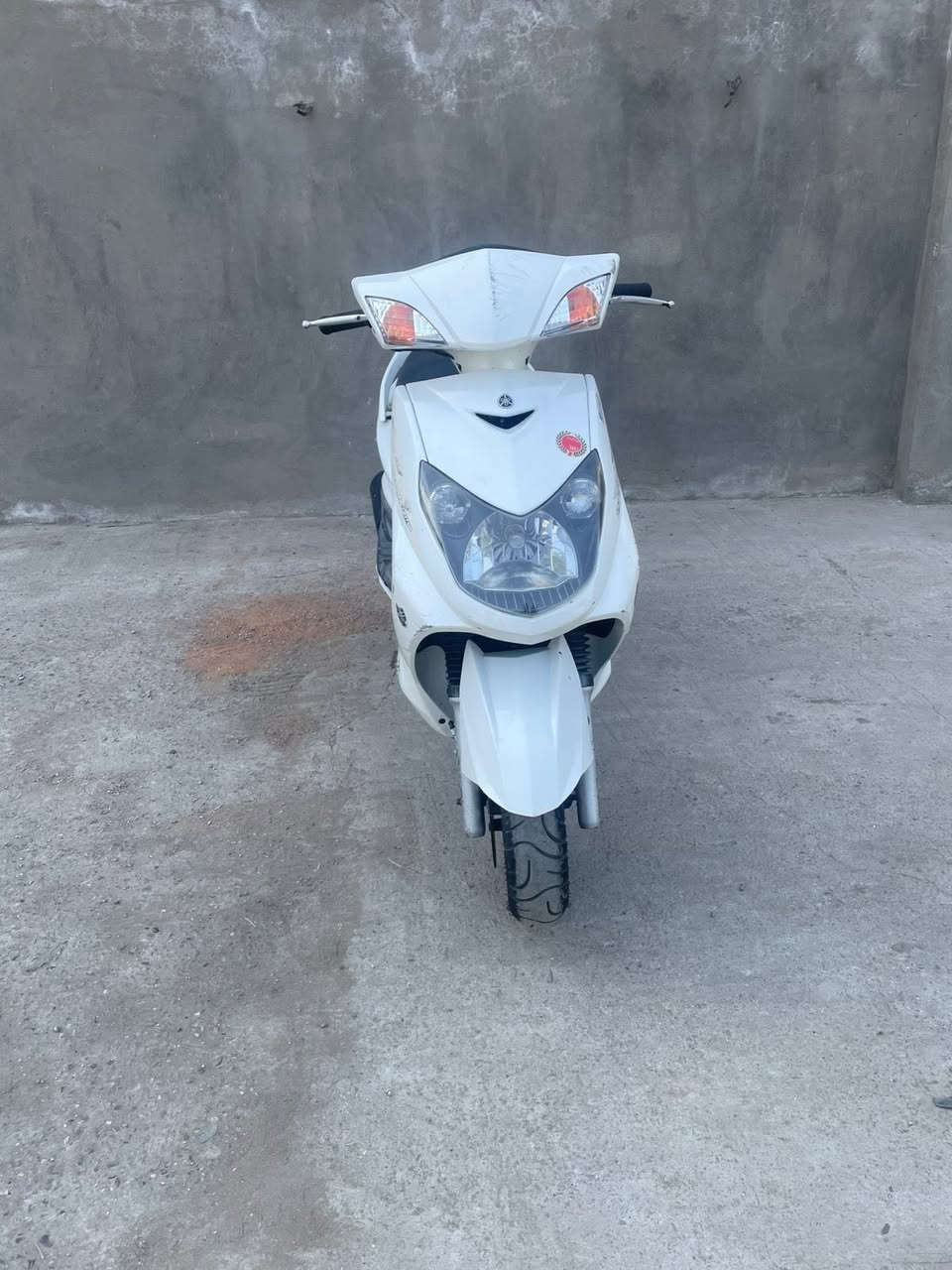 سلام عليكم سكنس فحل مختمة كلهة اوراقهة كاملة اي نقص مابيهة نكره سلف زوج تايرات جدد كهربايات كلهة شغالة مكاني بلديات السعر 750 رقمي***********
