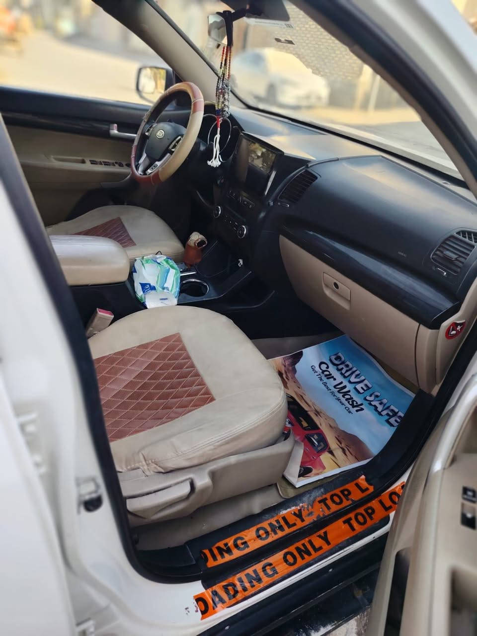 للبيع سيارة سورنتو موديل 2012 ضرر جاملغ خلفي صوب السايق تبريد فول مكينه فول حدادية جديده 
رقم بغداد انكليزي مكاني نجف تحويل ثاني يوم 
السعر 115 $
للاستفسار ***********
