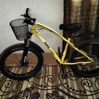 اخوان هاي الدراجه مشتريه شهر ومامستخدمه هواي جبليه الي يحب  يشتري يتصل...