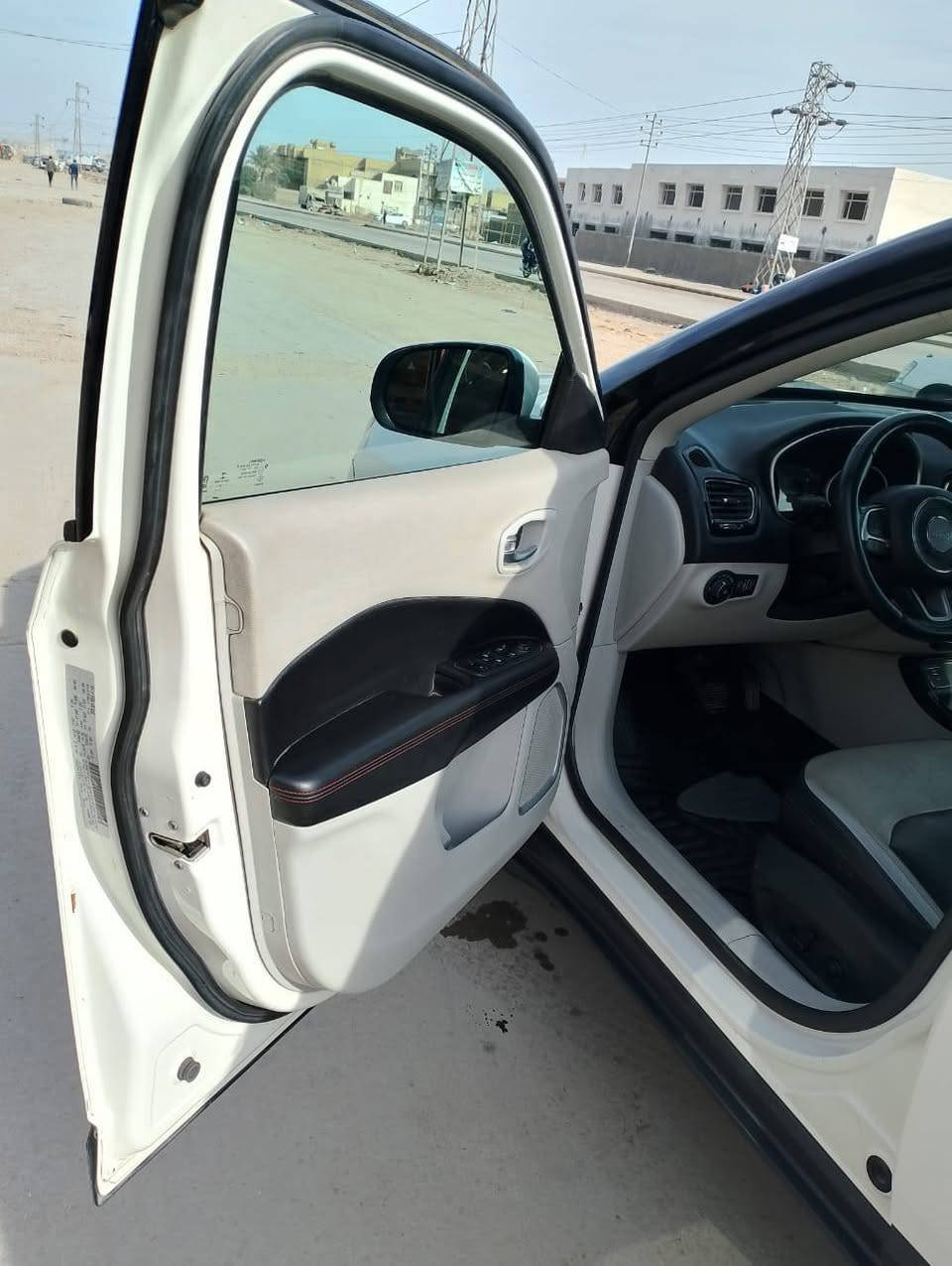 جيب ٢٠١٩ جامعة أمامي فقط بدون دواخل   فول مواصفات   ***********  ذي قار    بسمي تحويل مباشر
