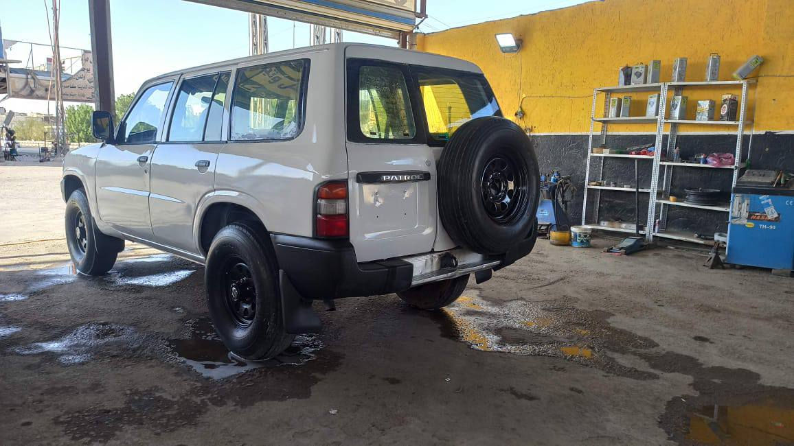 نيسان باترول مزاد كتاب الداخلية..محرك راس الثور ٣٠٠٠ في في تي بطل وفيشة
تخم تاير بالوني.. الاتصال أو واتساب ***********
