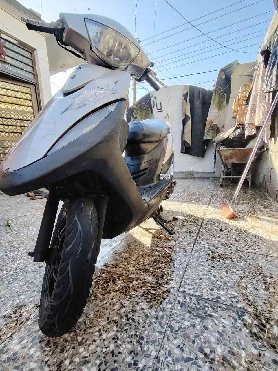 يا الله
🏍
دراجه ماكس عداله 

فول الفول دراجه شلعه معدل طيران بوشه، 4️⃣9️⃣ كله بلديه 

من طوال الطو  كله ختم واحد شنو تريده ختم واحد ويه المكينه سعر 6️⃣0️⃣0️⃣ وبيه مجل قليل متوزي على البيعه  

(مكاني بغداد حي نصر رقم الستفسار ***********)
