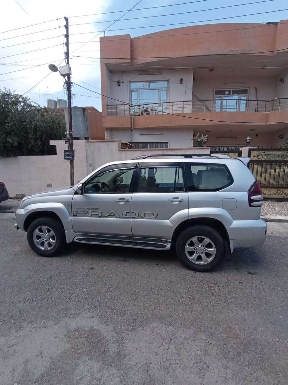 السلام عليكم للبيع ابرادو خليجيه
خليجيه موديل 2008 محرك
4 سلندر المرغوب ماكو صرف
بانزين انسه بيها صبغ صفحة
اليمنه والباقي مكفول محرك
كير تبريد تدفئة صدر أمامي
اوخلفي جديد تخم تاير 7
راكب رقم بغداد انكليزي
تحويل مباشر السياره جاهزه
السعر 110 للإستفسار
*********** مكان السياره بغداد البلديات
