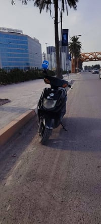 سكنس 110 ياباني الدراجه خير من الله نكره سلف كهربائية كله شغالا  السعر...