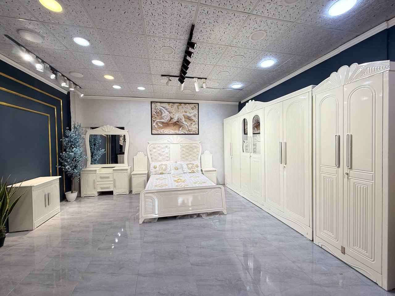 🟤 غرفة عراقية – شغل اقتصادي من أصباغ البوية

التفاصيل الكاملة والقياسات موضحة داخل الفيديو ✅

تتكوّن من 9 قطع بالمواصفات التالية:

✅ الكنتور
•  أبواب CNC
• الخارج: MDF تارس سمك 5 ملم
• الداخل: معاكس أبيض 3 ملم
• الضهر: معاكس أبيض 3 ملم مشدود براغي
• نرمادات شريطية
• الفرشة: بلوك

✅ الصومية
• بلايد أسود
• 6 أرجل 

💰 السعر: مليون فقط

🔸 الشازلون والطابورية إضافة بـ 50 ألف

للطلب أو الاستفسار راسلنا مباشرة ✅ كركوك, العراق


**إذا كنت صاحب هذا الإعلان وتريد حذفه لأي سبب، رجاءا أرسل رسالة إلى الدعم الفني**