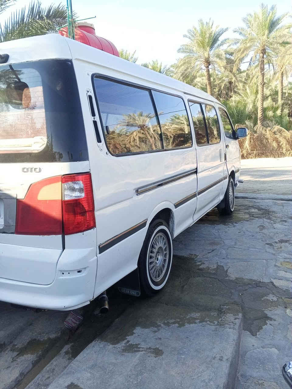 السلام عليكم فتون عشره للبيع كوم حديد مكينه كير اكسل مكفولاات سياره جاهزه كل نقص مابيه سعره30مكاني حي جهاد
***********
