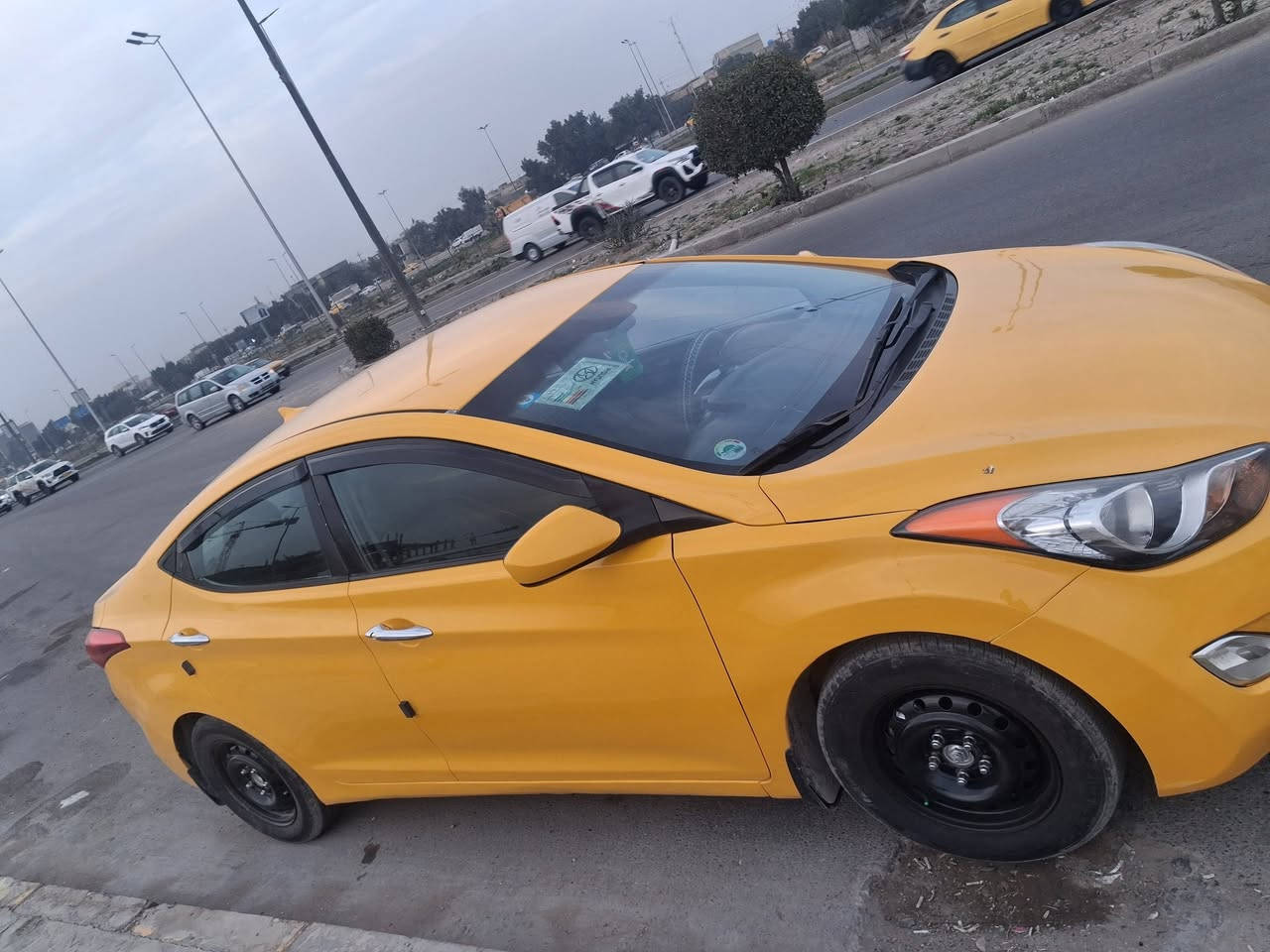 النترا 2011 امريكي سياره كله ليبل واحد صبغه جديده وكامله مابيه نقص
مصفره هيئه وغرامات 
سعره ٩٠ 
*********** 
بغداد جديده
