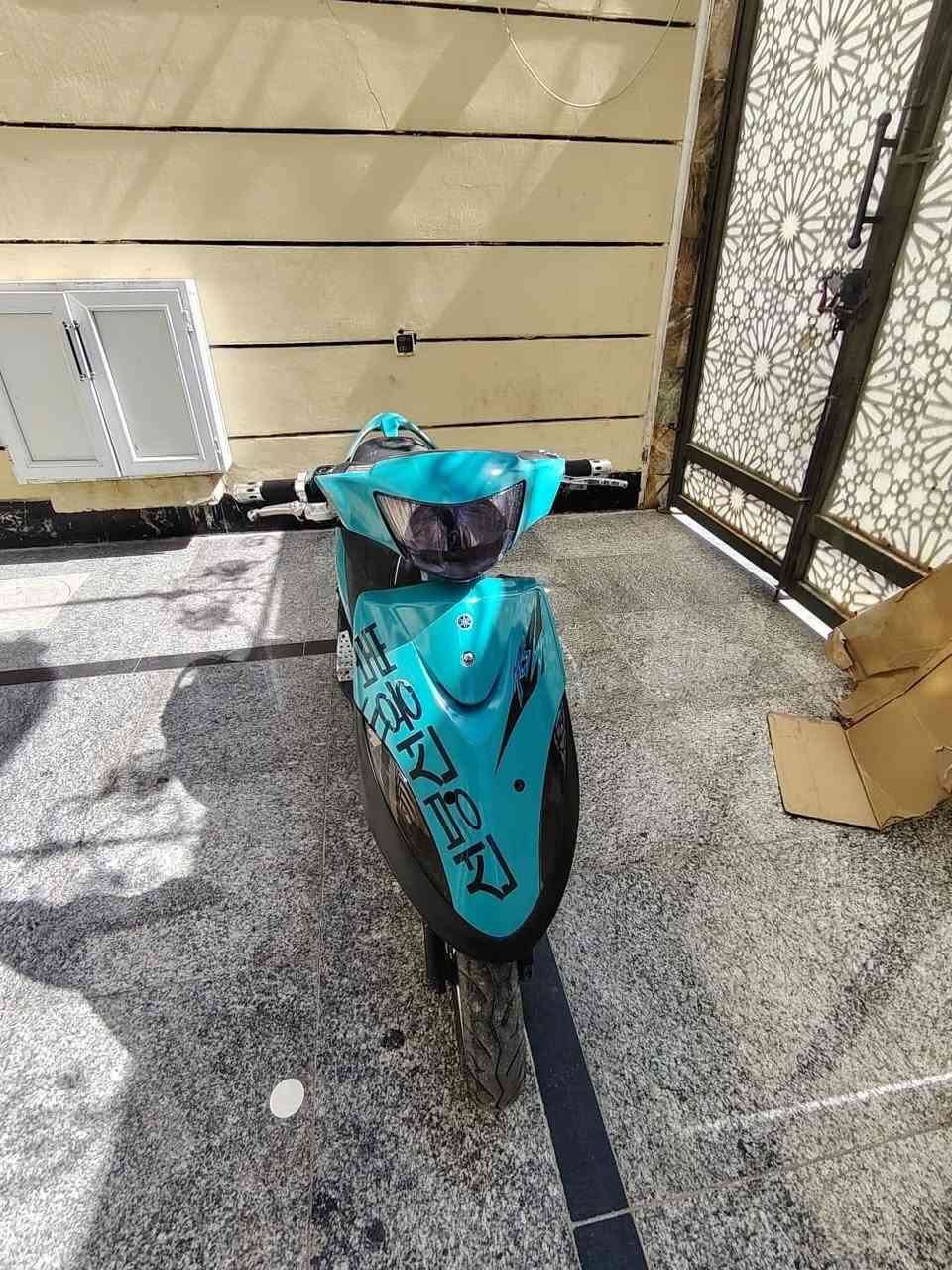 سلام عليكم دراجه عدله ماكس دراجه مفوله من الاخيركهربائيات شغاله سلف كلشي بيها نضيف دراجه بوشتها 61 بلاديه دراجه ماكو منها  مكاني البصره القبله حي القائم السعر 1000وبيها مجال بسيط دراجه بس اهل تزويد يعرف بيها دراجه مفوله من الاخير للاتصال ع رقم 
***********
