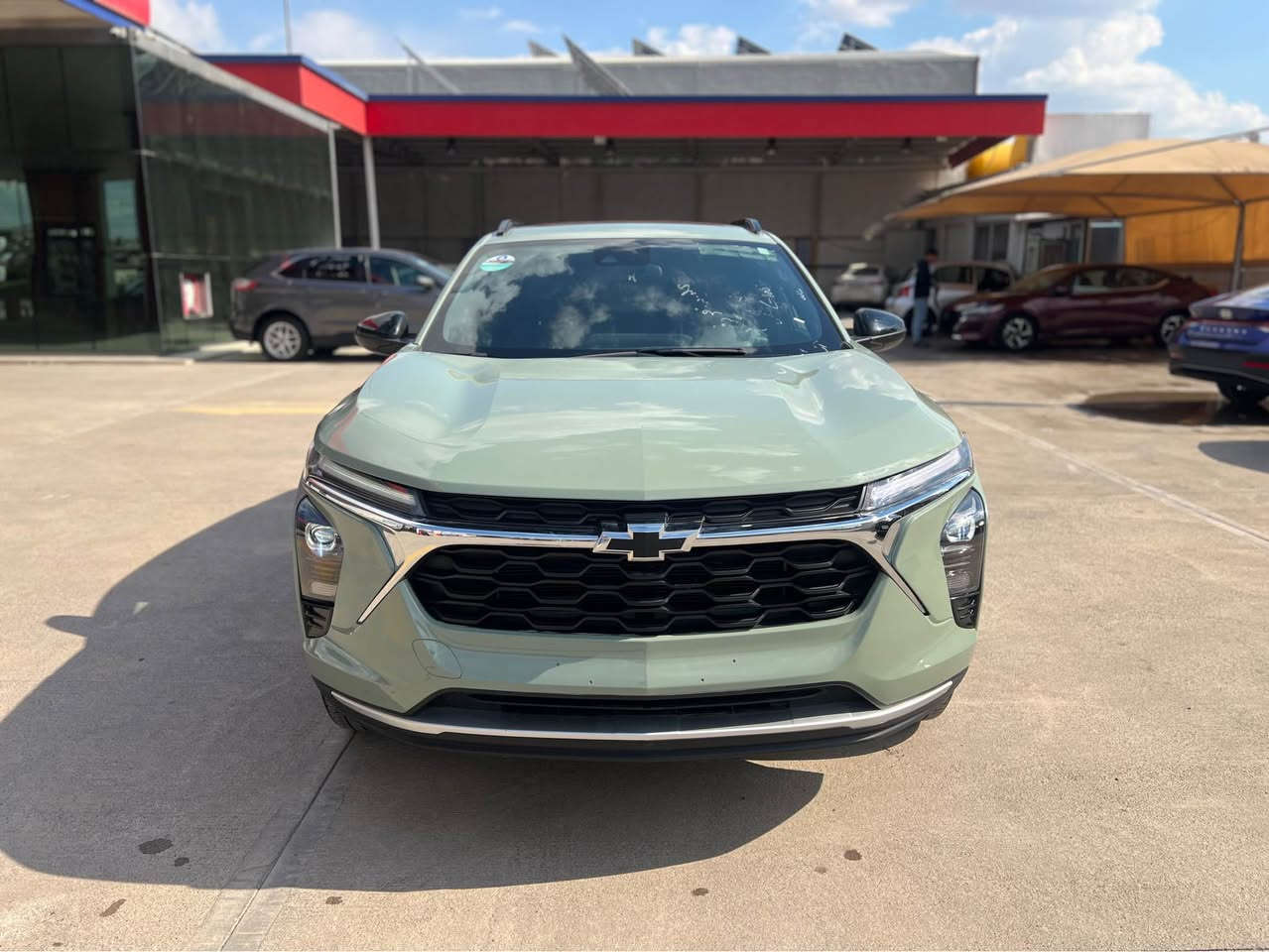 شوفليت تراكس موديل ٢٠٢٤ مواصفات RS1/1 
كلين بدون صبغ بدون داغلي بدون ارباك سياره جديد 
مواصفات RS سيلايت بصمه شاشه كاميره حساس رادار تحديد سرعه تحكم ستيرن ويل كروم  سياره فول فول ١/١ سعر 135 ورقه مجال $ *********** اربيل شارع ١٠٠ معرض سردار هسني اكر, نينوى
