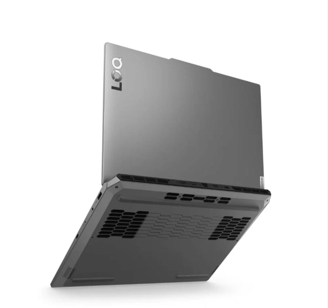 🚀 للبيع: الوحش  Lenovo LOQ 15IRX9
هل تبحث عن جهاز يجمع بين قوة الأداء والتصميم العصري؟ إليك الحل الأمثل، العاب، للدراسة، العمل، وصناعة المحتوى!
🔥 أهم ما يميز هذا الجهاز:
المعالج الجبار: مزود بـ Intel Core i5-13450HX (فئة HX القوية)، بـ 10 أنوية وتردد يصل إلى 4.6 جيجاهرتز. أداء يضاهي معالجات الـ i7 في المهام الشاقة.
كرت الشاشة: NVIDIA® GeForce RTX 3050 بسعة 6GB (وليس 4GB التقليدية)، مما يعطيك سلاسة فائقة في الألعاب والبرامج الهندسية.
شاشة الأحلام: 15.6 بوصة FHD IPS بتردد 144Hz، والأهم أنها تدعم 100% sRGB؛ يعني ألوان حقيقية ودقيقة جداً للمصممين ومنشئي المحتوى.
سرعة الاستجابة: ذاكرة 16GB DDR5 (أحدث جيل) مع قرص SSD فائق السرعة من نوع Gen 4.
🛠 المواصفات التقنية بالتفصيل:
المعالج: Intel Core i5-13450HX (10 Cores / 16 Threads).
الرام: 16GB DDR5-4800MHz.
التخزين: 512GB SSD NVMe PCIe 4.0.
الشاشة: 144Hz, 300 nits, G-SYNC (سلاسة تامة بدون تقطيع).
الكاميرا: FHD 1080p مع غالق للخصوصية.
المنافذ: دعم كامل لـ HDMI 2.1 (دقة تصل لـ 8K) ومنفذ USB-C يدعم الشحن السريع.
اللون: Luna Grey (رمادي قمري) فخم جداً.
✅ الحالة والضمان:
الحالة: [اذكر هنا إذا كان جديداً أو مستخدماً لفترة بسيطة].
الضمان: ضمان الوكالة لمدة سنة كاملة (صيانة).
الإضافات: لوحة مفاتيح بإضاءة خلفية بيضاء (قابلة لإضافة ليزر عربي).
💰 السعر: [1350]
📍 الموقع: [النجف الاشرف]
📞 للتواصل والاستفسار: [***********]
