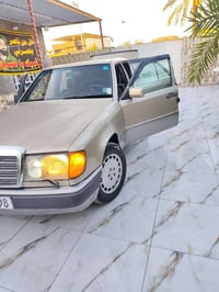 مرسيدس 1990 • مكينة 2500 • رقم بغداد