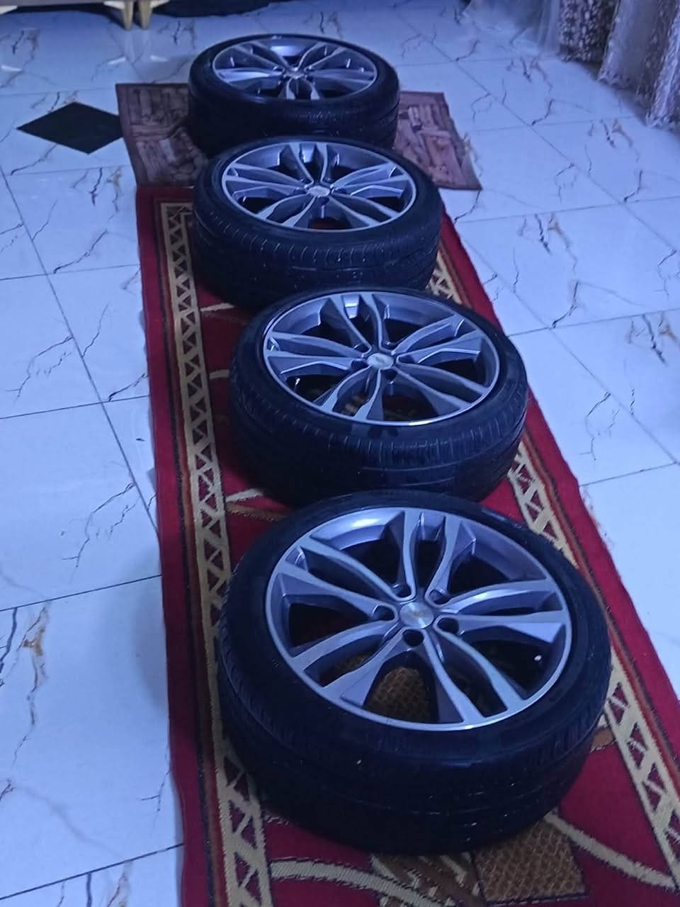 ويلات ماليبو برمير اصليات 2024
مع تخم تاير جديد 
السعر 450 $
للاستفسار الاتصال على هذا الرقم فقط 
***********
