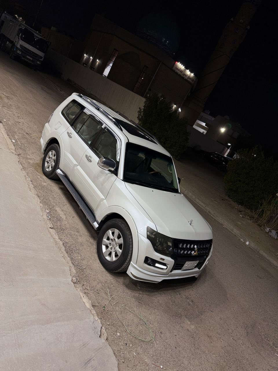 السلام عليكم باجيرو 2014 فول حبتور دمام مكينه كير مكفولات شركة بيهة طخة بالجاملغ الايمن اوصابغين البنيد ويا اوجاملغ خلفي صبغ بدون داخل فقط والباقي مكفول تخم تاير جديد اوباتري داخل جديد تراي حلو ناعم سعرهة 138 بيهة مجال بسيط مكانهة بغداد بلديات ***********السونار بالمنشور السيارة محدثة 20بلاك
