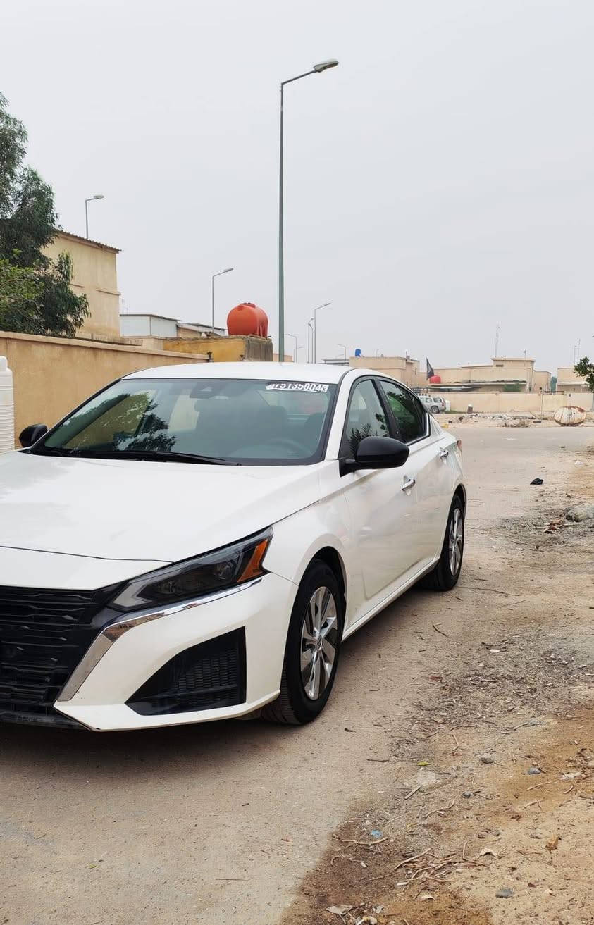 سلا عليكم نيسان التيما للبيع مواصفات S معروفه
التما 2024 S كفاله عامه تقرير مياة امطار ماشيه 35الف بدون رقم 

***********
