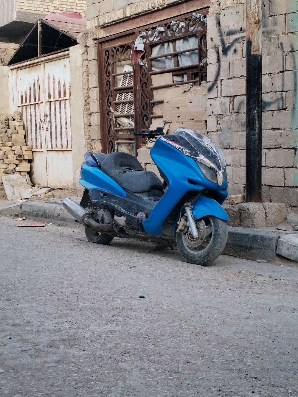 دراجه مجسته دبل رون البيع قفل 500دراجه شغاله مكينه فول ما مفتوحه البومه مو وياهه دراجه نضيفه