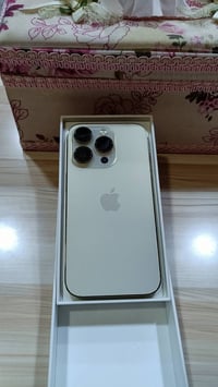 آيفون ١٤ برو • ٢٥٦ • بطارية ٨٠