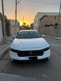 هوندا اكورد2023وارد امريكي الضرربنيد فقط بدون دواخل دواخل مكفوله رقم ب...
