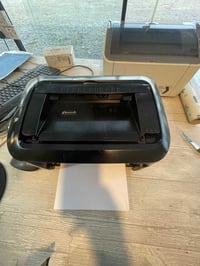 2  طابعه كانون نوع 6020  شغال  مع حبر أو وائر كهربا أو يوئيسبي ضمنان و...