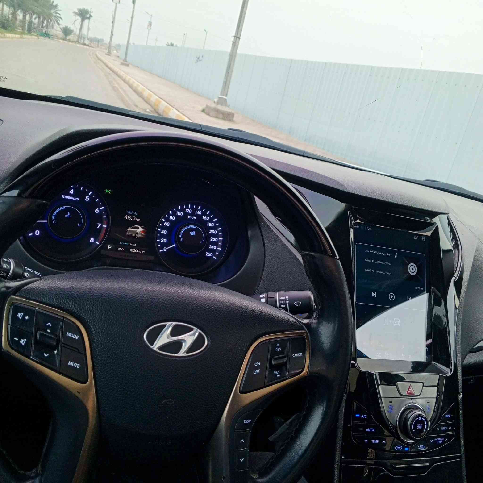 🚗 للبيع هونداي أزيرا 2013 خليجي فل كامل 🚗

السيارة بحالة ممتازة وجاهزة للاستخدام، استعمال شخصي ونظيف. عليها ادامة كامة للعلم السيارة نستخدم بيها فقط بانزين محسن وزيوت اصلية يعني موظوع راجز ودفانز ومن هالامور لتفكر
المواصفات:
عليها منظومة زنون 
بلورايز جامة الامامية + عوازل حرارية للأبواب
موديل: 2013
النوع: هونداي أزيرا
المواصفة: خليجي
عداد المسافة: 180+الف
الفئة: فل كامل
المحرك: 6 سلندر 3.3 لتر
القير: أوتوماتيك
المكيف: بارد ❄️ +تدفئة🔥 
الداخل: جلد نظيف
المقاعد: كهرباء
شاشة تيسلا + كاميرا امامية+ خلفية+ حساس خلفي و امامي
تحكم بالمقود
بصمة تشغيل
تخم تاير جديد
راديترات مي وتبريد جديد
حدادية خلفي امامي جديد
دسكات جديد
منظمومة تبريد من كومبريسر الى فريز جديد
السيارة خالية من الحوادث عدا اللي بالسونار
الحالة:
المحرك ممتاز كفالة
القير ممتاز كفالة
الشاصي سليم كفالة
📍 الموقع: ميسان/ العمارة_حي الربيع
💰 السعر: —14500$— ( قابل للتفاوض)
📞 للتواصل:***********
#تريد_وكالة_تريد_تحويل_متوفر
