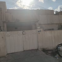 بيت للبيع مساحه ٢١٦ متر قاطين طابو صرف بسم شخص واحد الواجهه ١٢ النزال ...