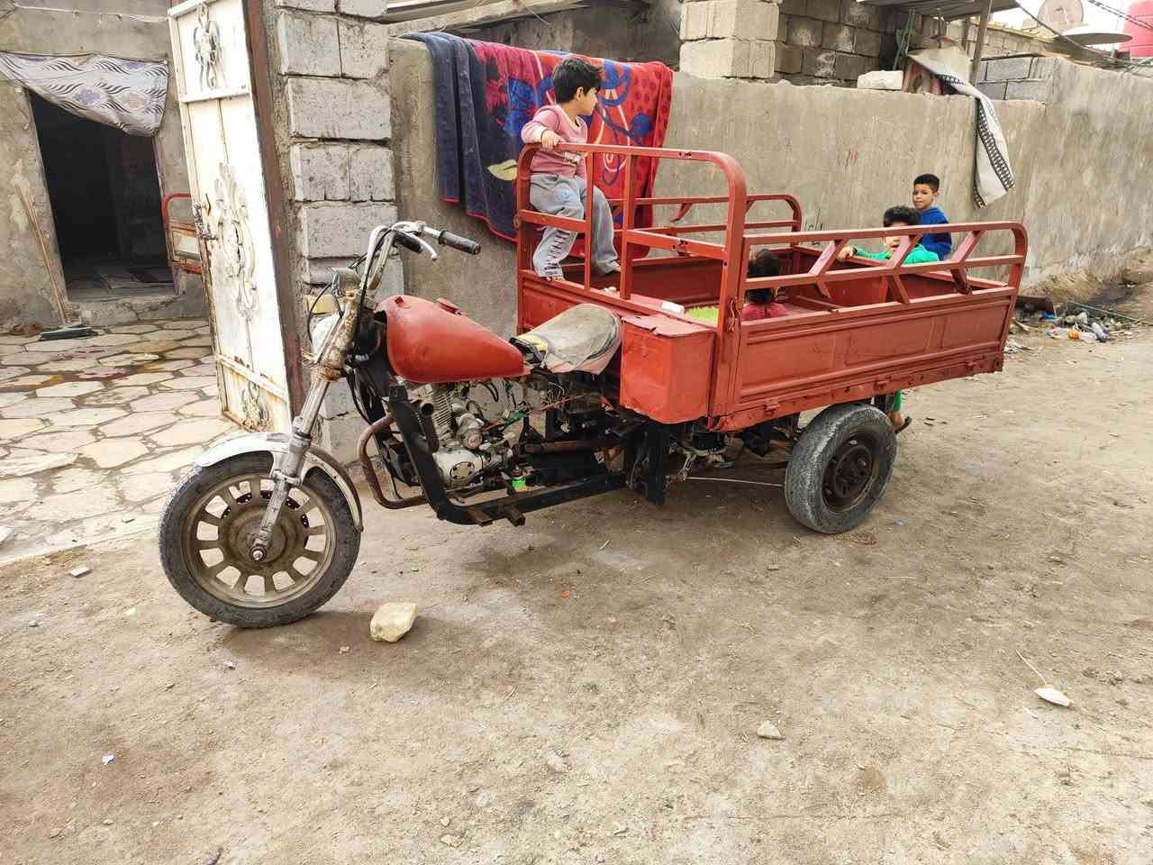 ستوته للبيع السعر 400 العنوان القبله شارع المدارس تلفون ***********
