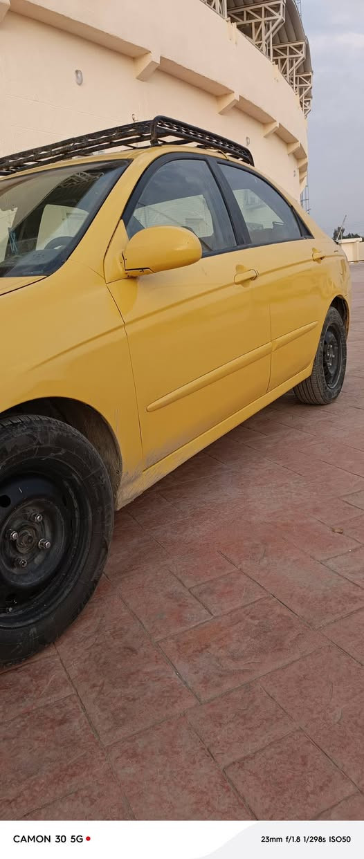 السلام عليكم سبكترا مديل8 كير عادي مكينة2000 بأسمي مصفره من الغرامات صبغ جديد بدون بولش
حدادية جديدة وتخم تاير جديد دوشمه جديدة العنوان بابل/المسيب السعر 68 وبيها مجال للاستفسار الاتصال ع الرقم ***********
