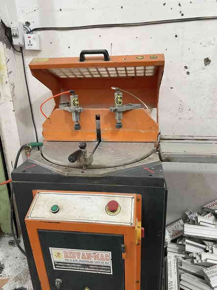 كترPVCللبيع اي عيب مابي شغال عل فحص بسعر مناسب /***********
