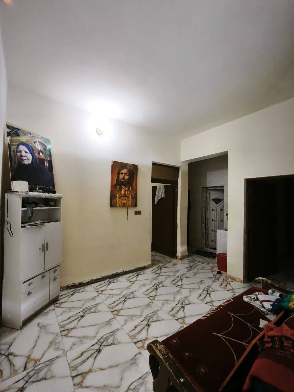 السلام عليكم بيت شارع ابو سمير ضهر الحشد مساحه النزال 17ونص واجهه 8ونص رقمي *********** وتساب ابو مرتضى الساعدي
