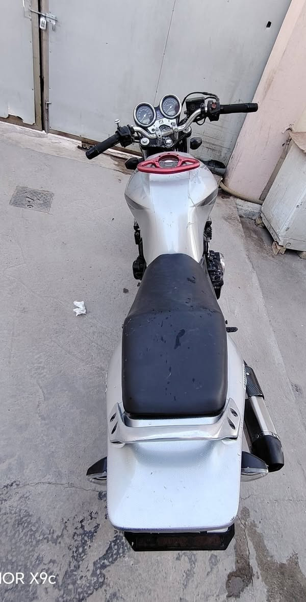 السلام عليكم ورحمة الله وبركاته
للبيع cb400 جيل ثالث السعر ١٨ مكاني بابل
الشراي يتفضل خاص او يتصل ***********
