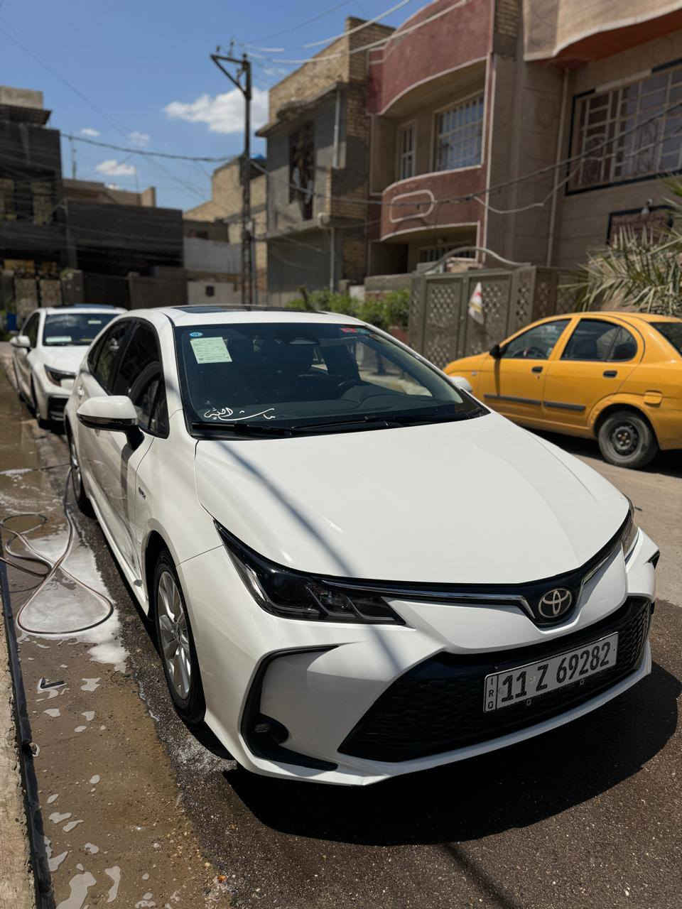 كورلا هايبرد 25 الشكل الخليجي
السيارة جاهزة من كلشي 

بيها طخة بالدعامية جهة اليسرى وكحلتها 

السيارة ماشية 55 الف 

باسمي تحويل ثاني يوم 

مواصفاتها معروفة والسيارة انظف من الصور بهواي 

السعر 150 وبيها مجال للشراي

التواصل عالرقم ***********

